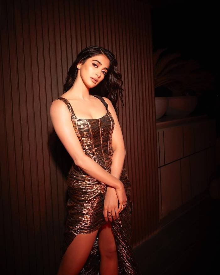 pooja hegde_teluguvox 11